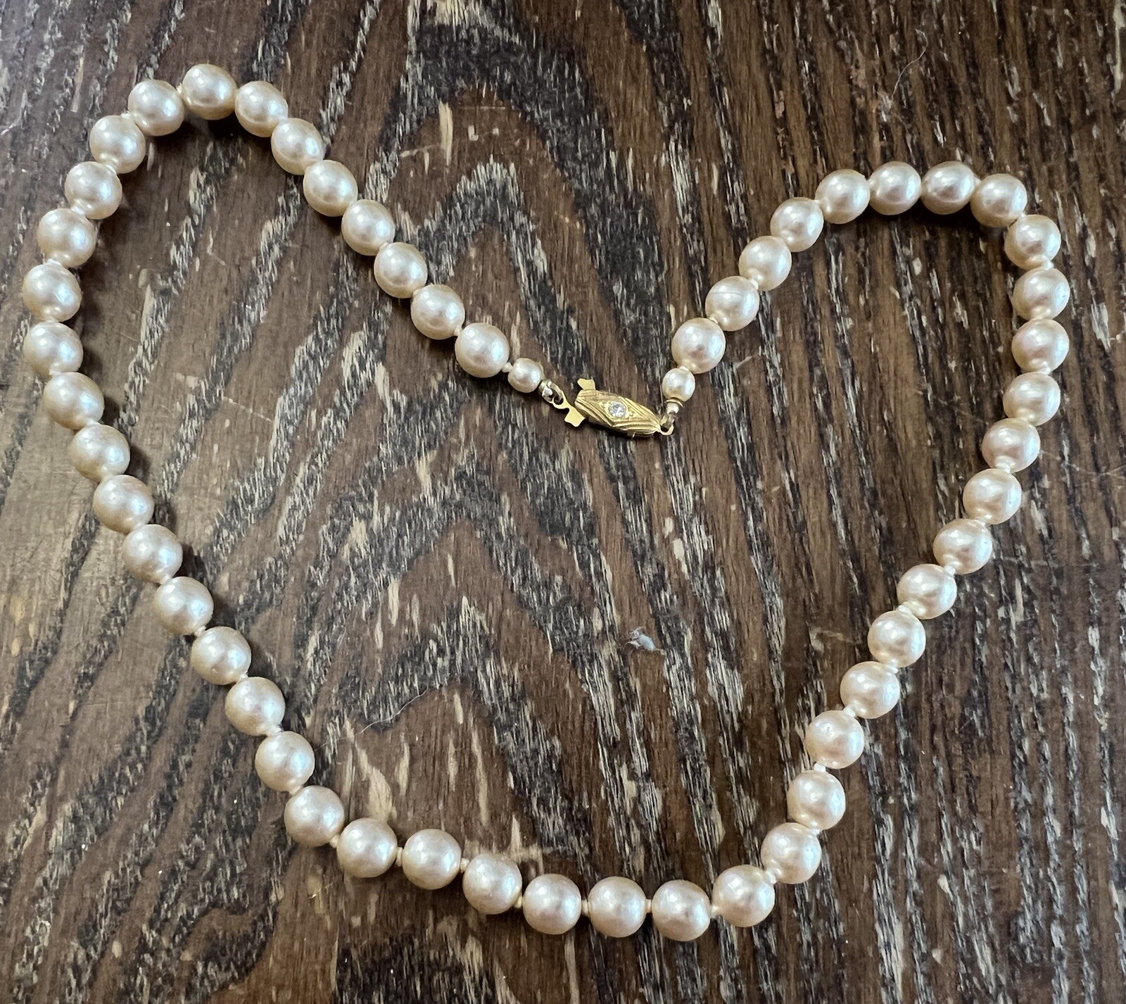 Vintage Cream Champagne Glass Pearl Knot Crystal Gold Plated Clasp Necklace