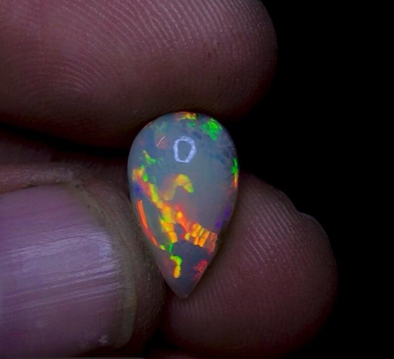 15.5×9.5×6 mm Natural Welo Ethiopian Opal Cabochon Loose GemstoneNS-184