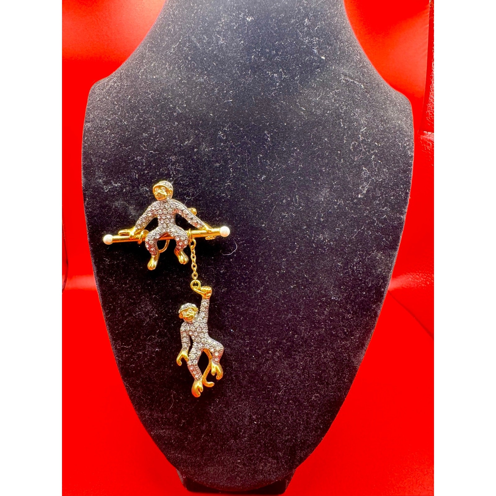 Vintage Rhinestone Monkeys Brooch Pin Dangle Articulated Gold Tone Faux Pearl