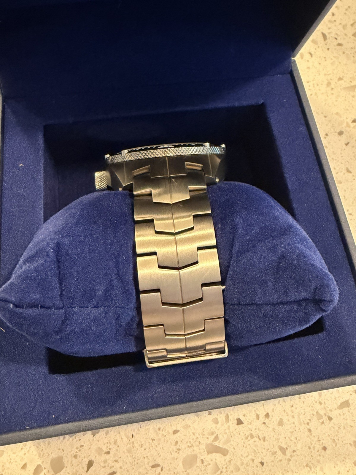 Aragon Virtuoso Titanium Miyota 9015 Men’s Automatic Watch 44mm A698BLK MOP NE57