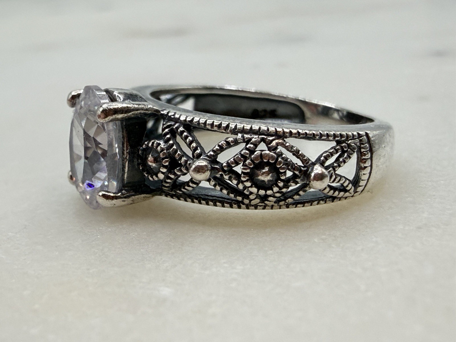 Sterling Silver 925 Ring Oval White/Colorless Cubic Zirconia Prong Size 7, 3.29g