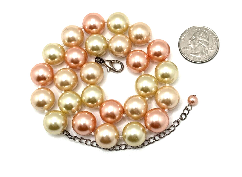 Pastel Peach Pink & Cream Choker Necklace Faux Pearl Glass Bead Statement 18”