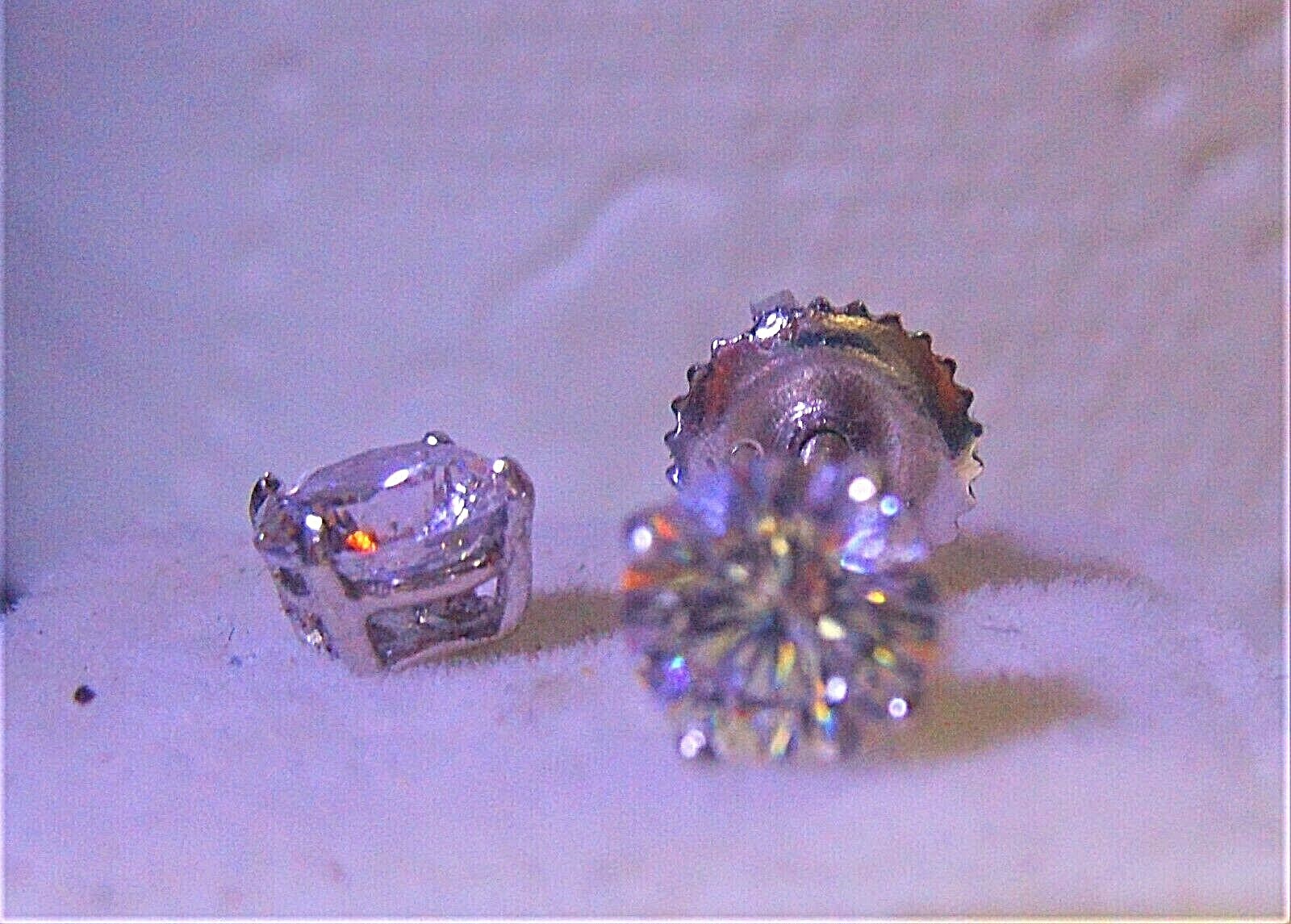 5mm 1.2Ctw. High Temperature High Pressure Moiassanite Stud Earrings Screw Back