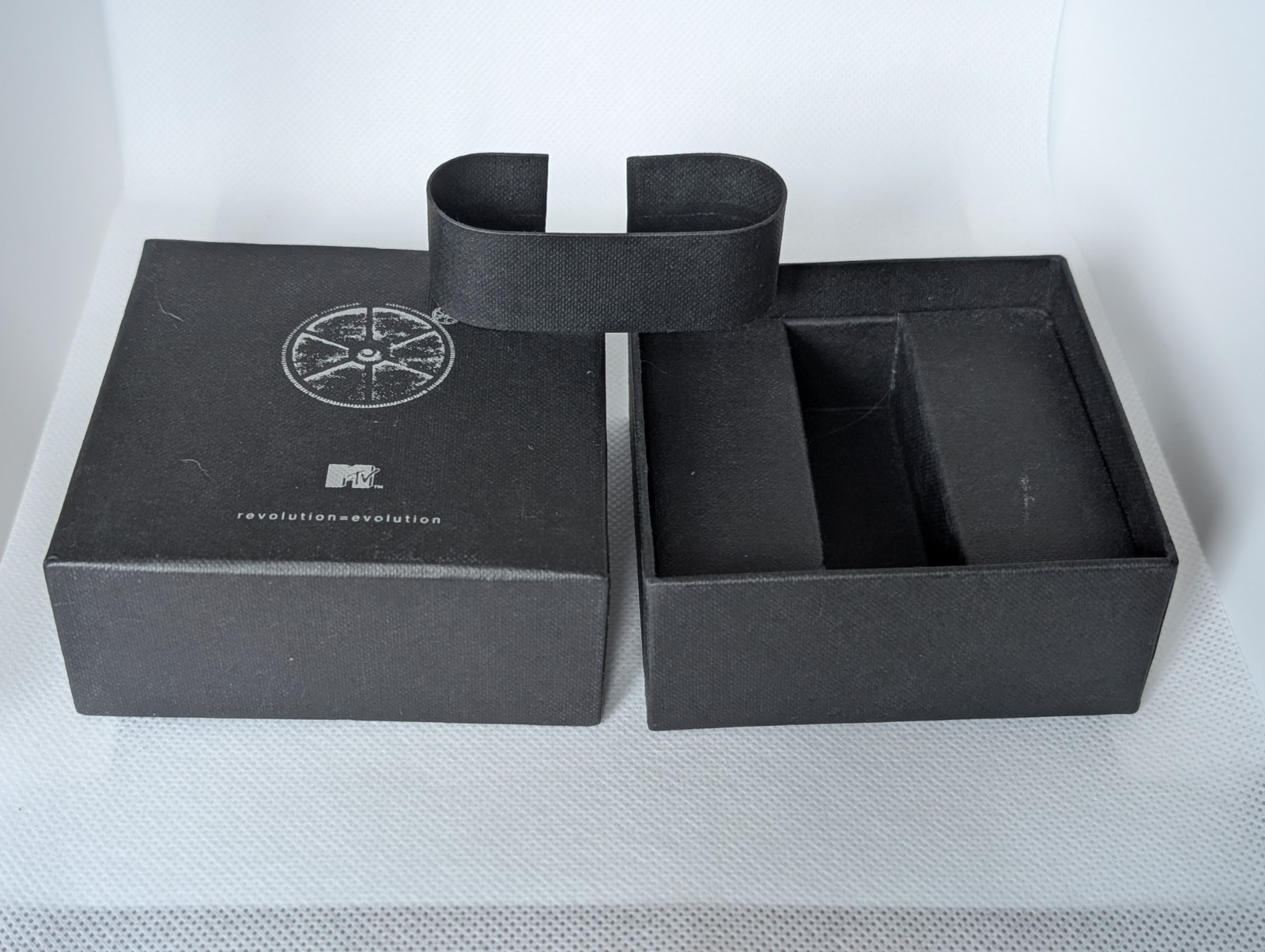 MTV Music Television “Revolution=Evolution” Watch NOS 90s Quartz w/ Box Rare