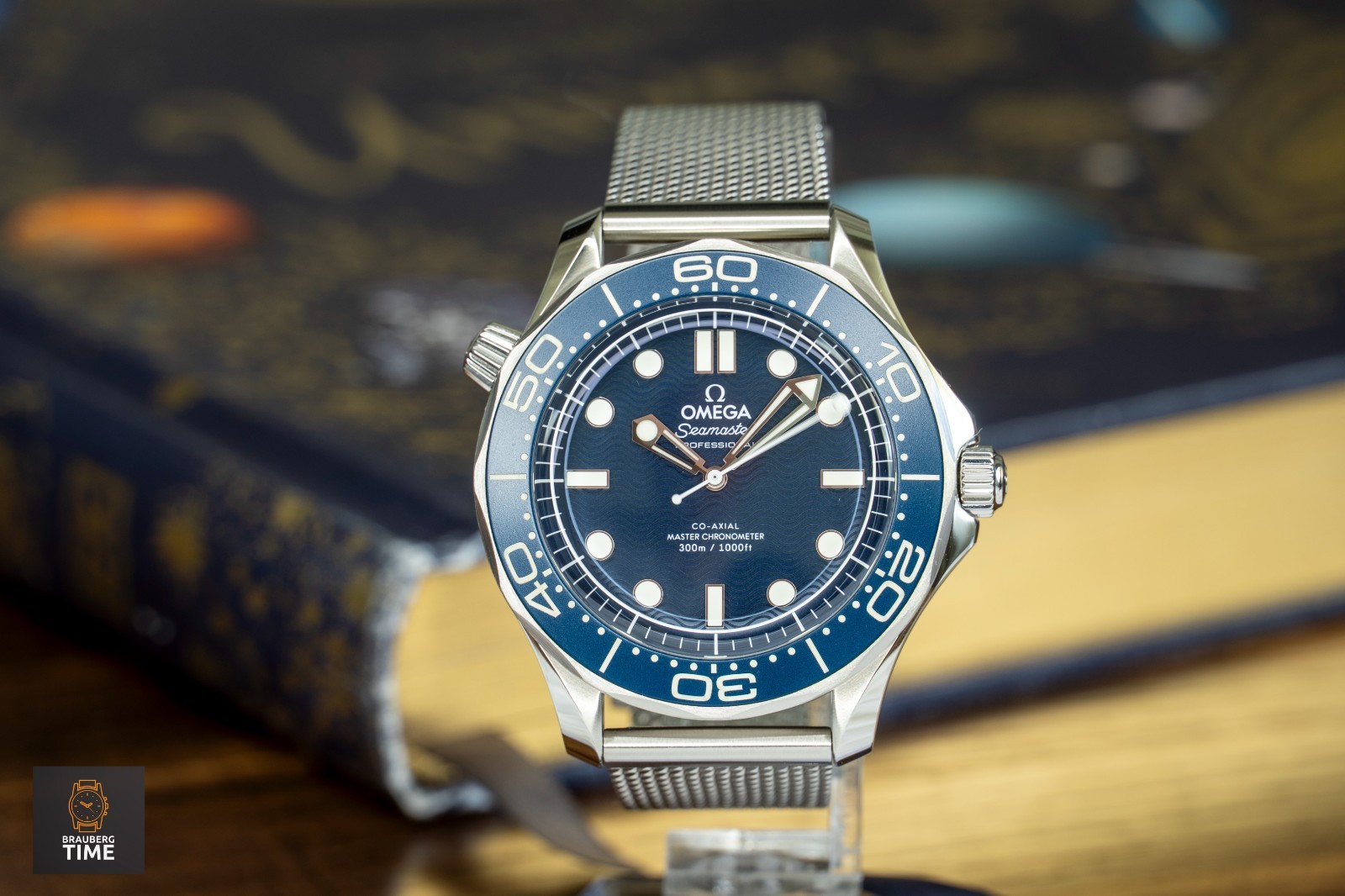 Omega Seamaster Diver 300M James Bond 60th 210.30.42.20.03.002 42mm Box Papers
