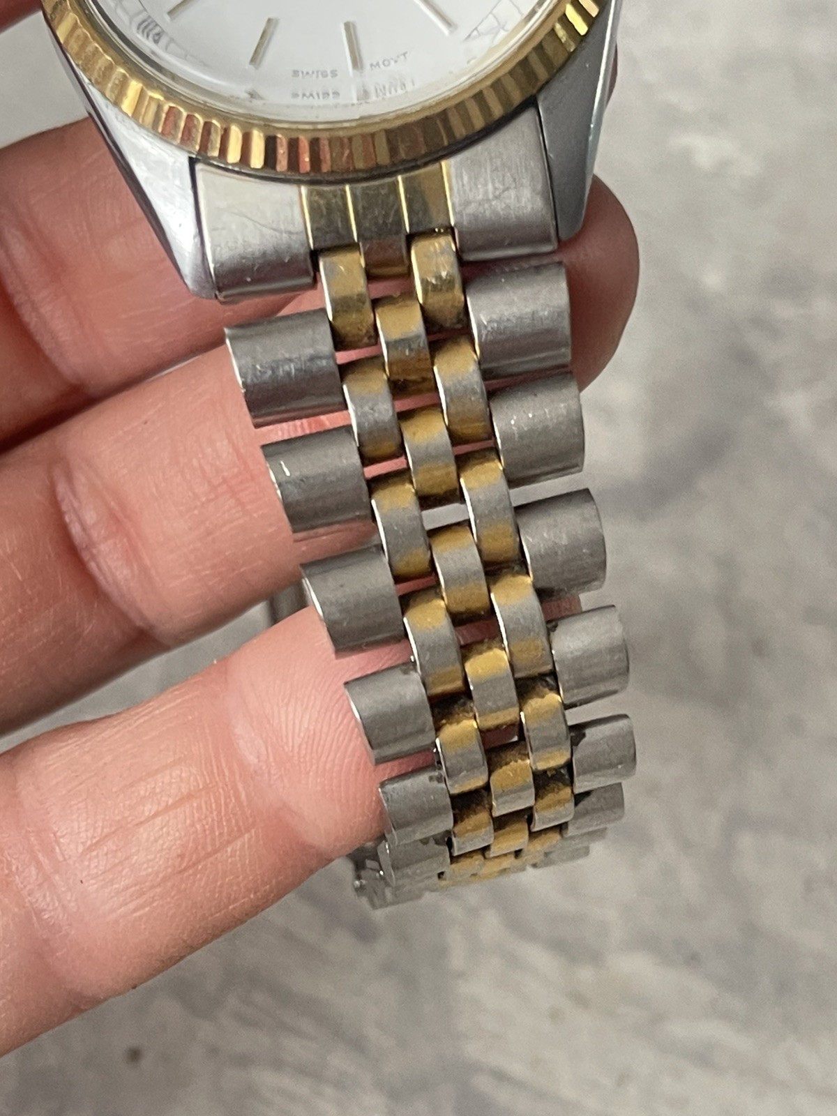 Rotary 3638 Two-tone Swiss Quartz Watch Bracelet Swiss Movt Day Date Men’s 1043