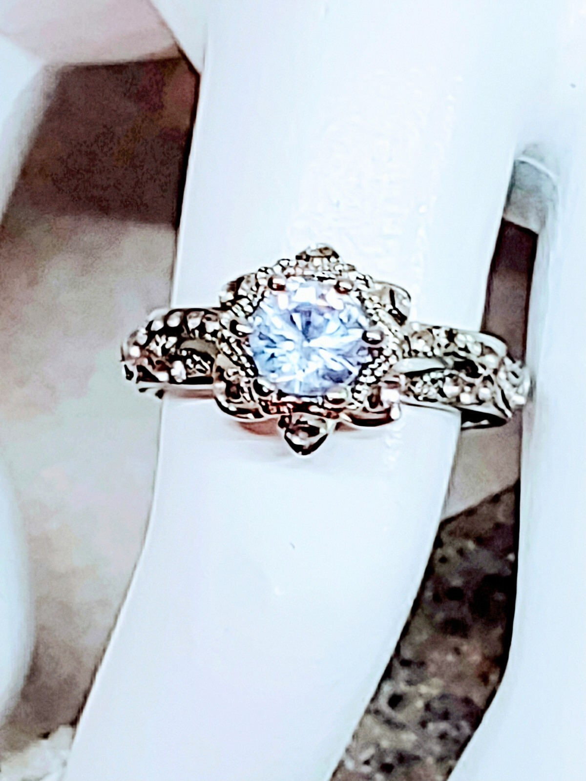 VICTORIAN STYLE RHODIUM PLATED STAINLESS STEEL CZ RING WOMEN’S SIZE 7