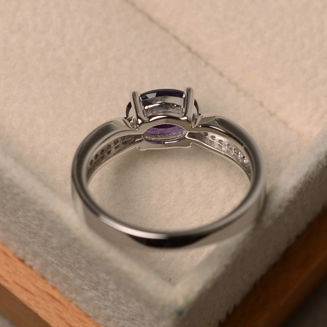 2CT Amethyst Oval Gemstone 925 Silver Plated Statement Ring Duty Free