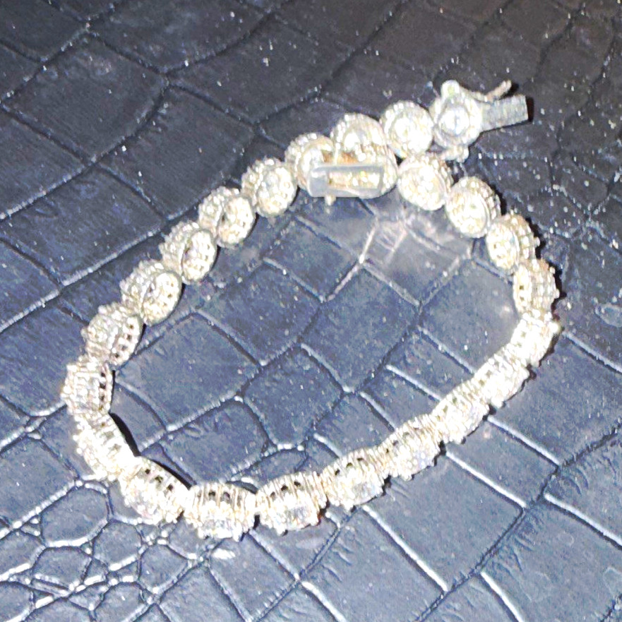 Silver Tone Tennis Bracelet Round Clear Crystal Rhinestones Prong Set Box Clasp