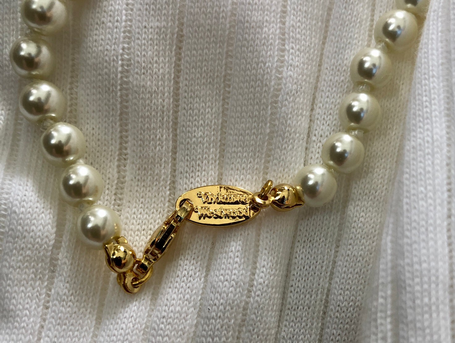 Vivienne Westwood ORB MINI BAS RELIEF Pearl Chain Choker Necklace Gold Excellent