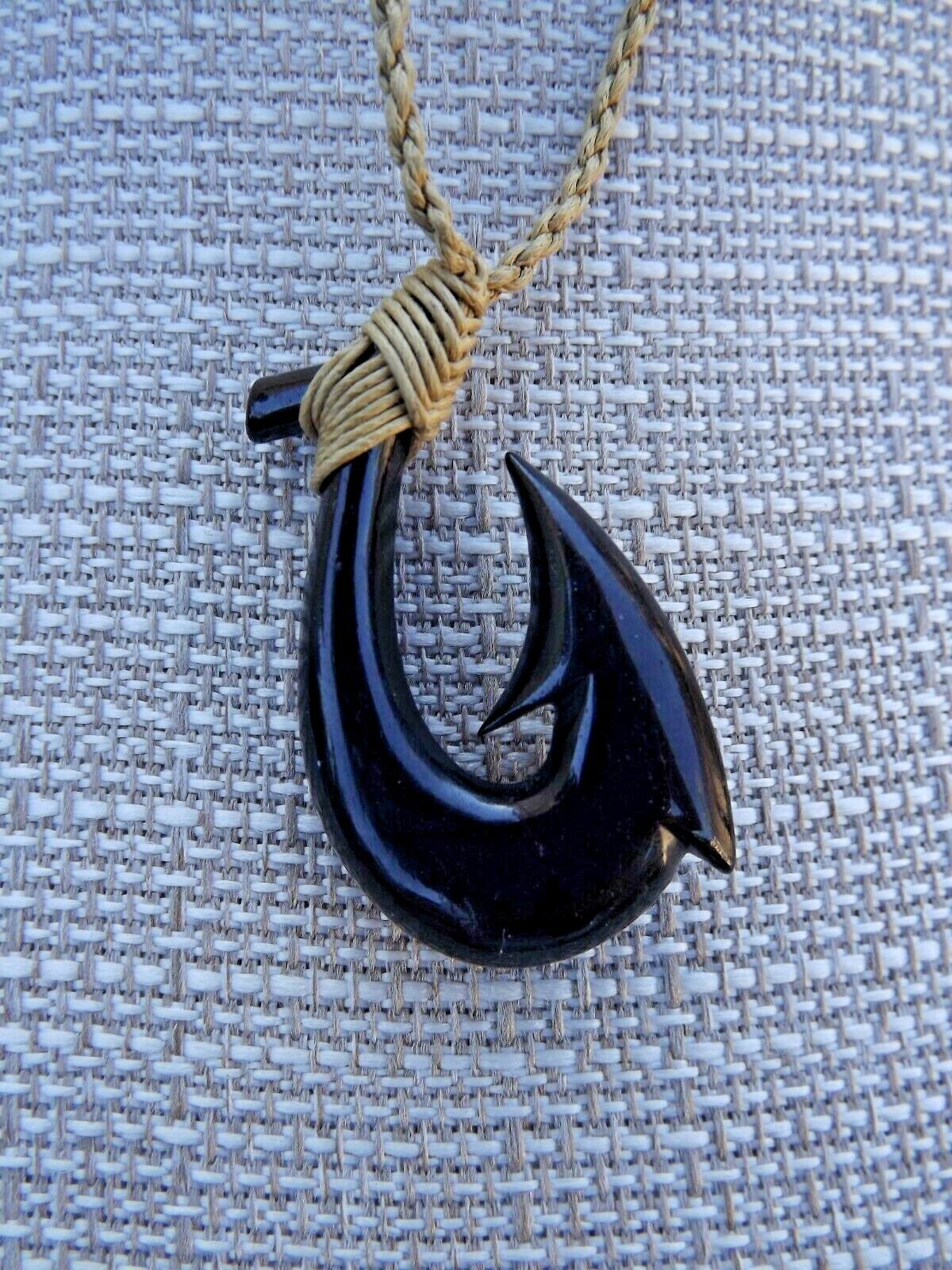 Hawaiian Buffalo Bone Black Fish Hook Necklace Maori Hei Matau Bone Hook Choker