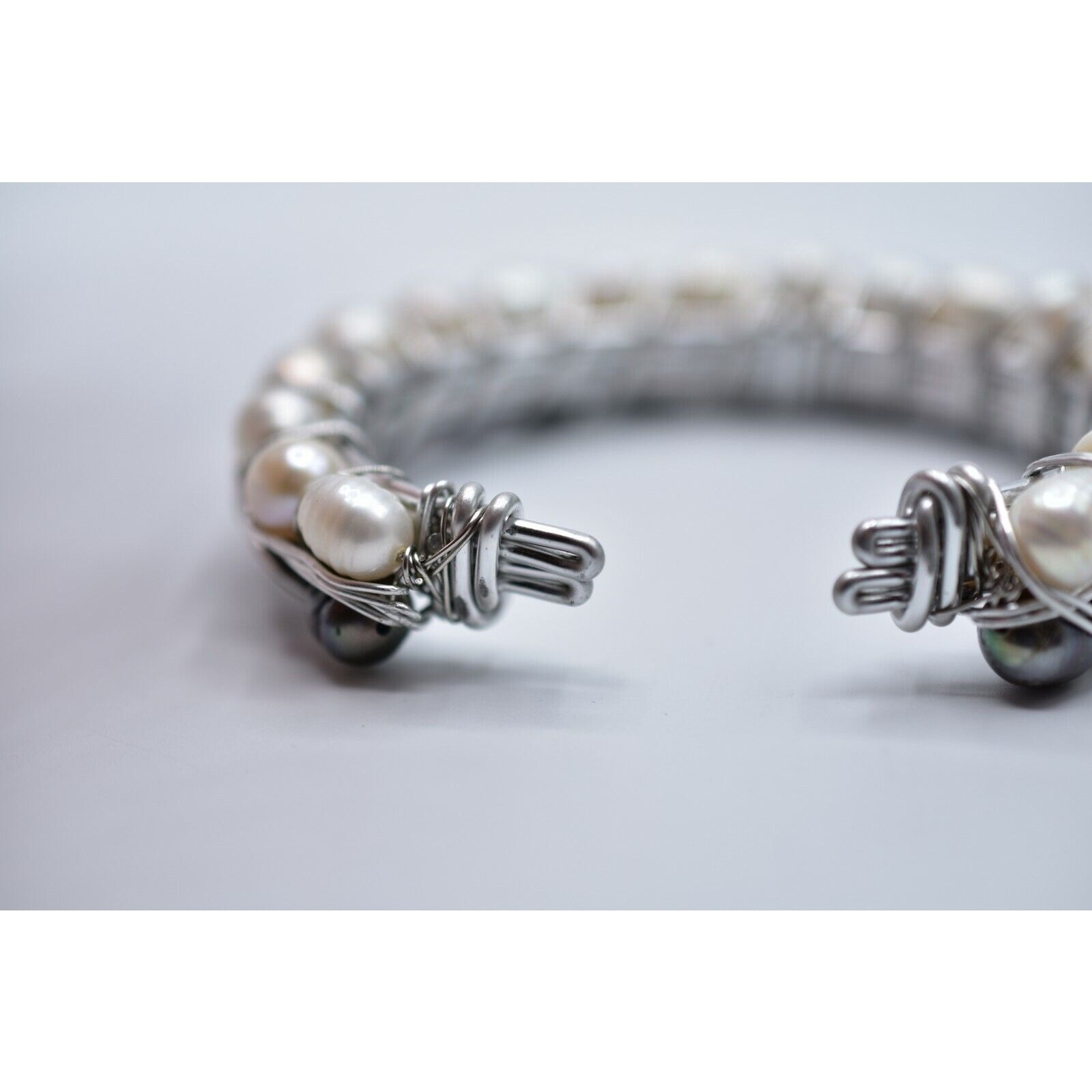 Vintage Cuff Bangle Bracelet Silver Gray White Black Pearl Beaded Chunky BinD