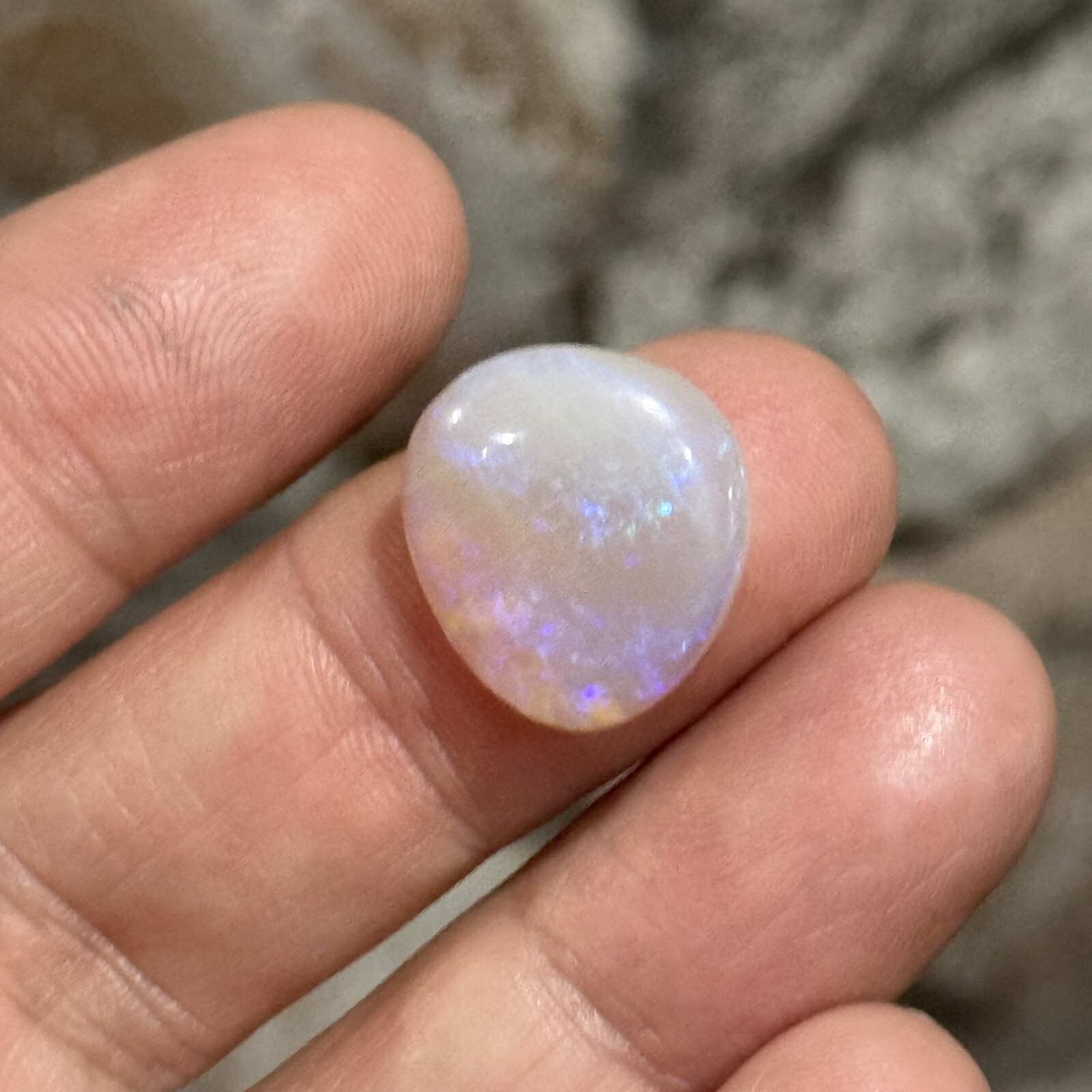 7.1ct 16.7x15x4.7mm Fine Australian Crystal Pipe Jelly Opal Cabochon Gem