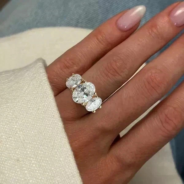 4CT IGI Oval F/VS1 Lab Grown Diamond Women Anniversary Gift Ring 14k Yellow Gold