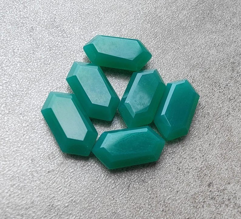 Natural Green Onyx Hexagon Flat Faceted Cut AAA Quality Calibrated Gemstones