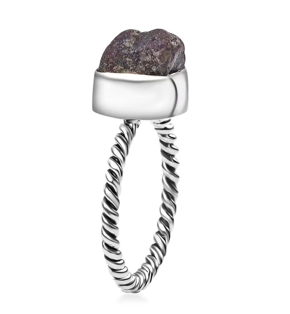 Rough Cut Moroccan Ruby 3.85 ctw Twisted Wire Shank Ring in Sterling Silver Sz8