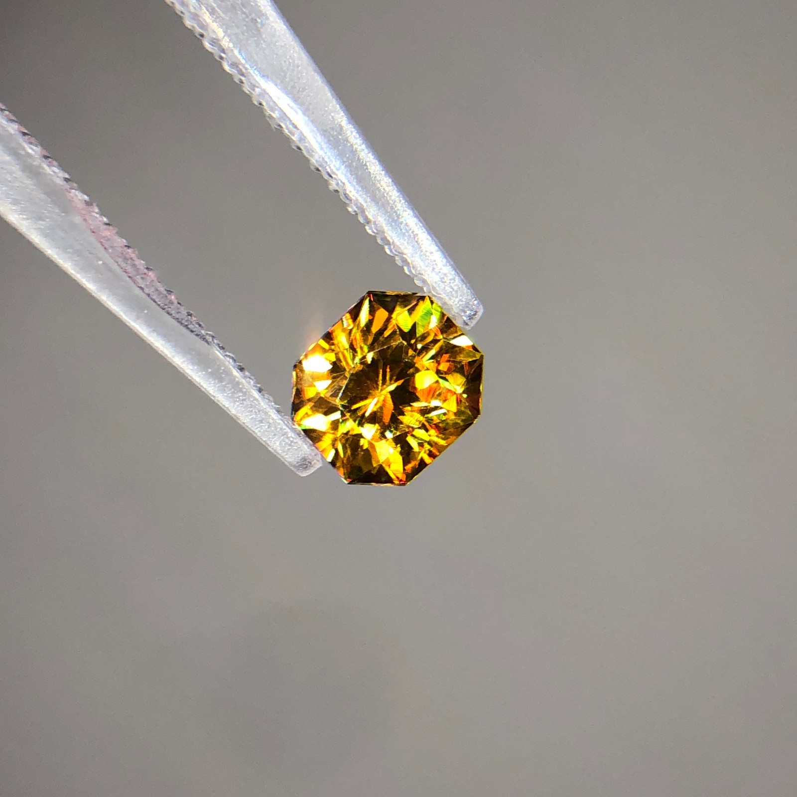 0.90 Carat Natural Full Fire Sphene Titanite Fancy Cut Gemstone For Jewelry
