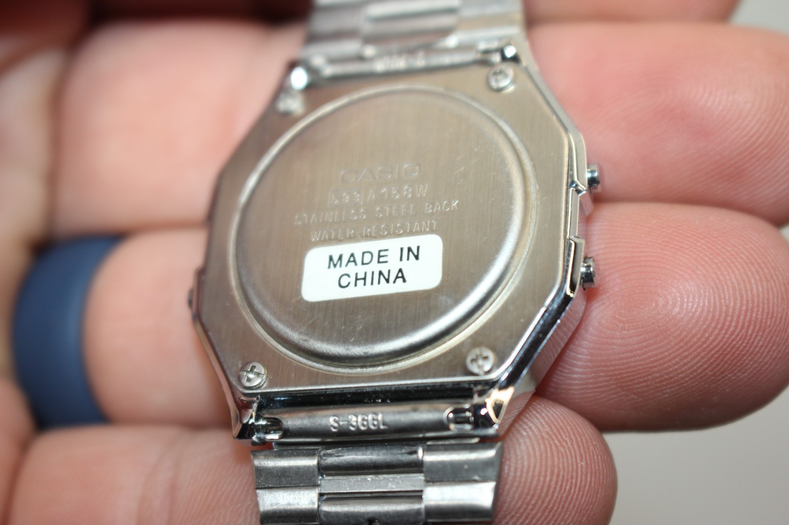 Vintage? Casio Classic A158WA-1 Wrist Watch Metal Oyster Band, Near mint!