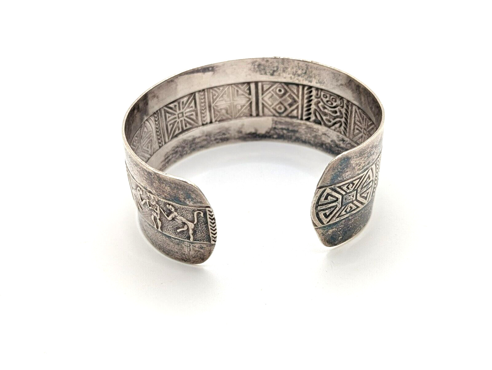 Antique Columbia Inca TRP 900 Silver Tribal Cuff Bracelet Signed Crown Shield 32