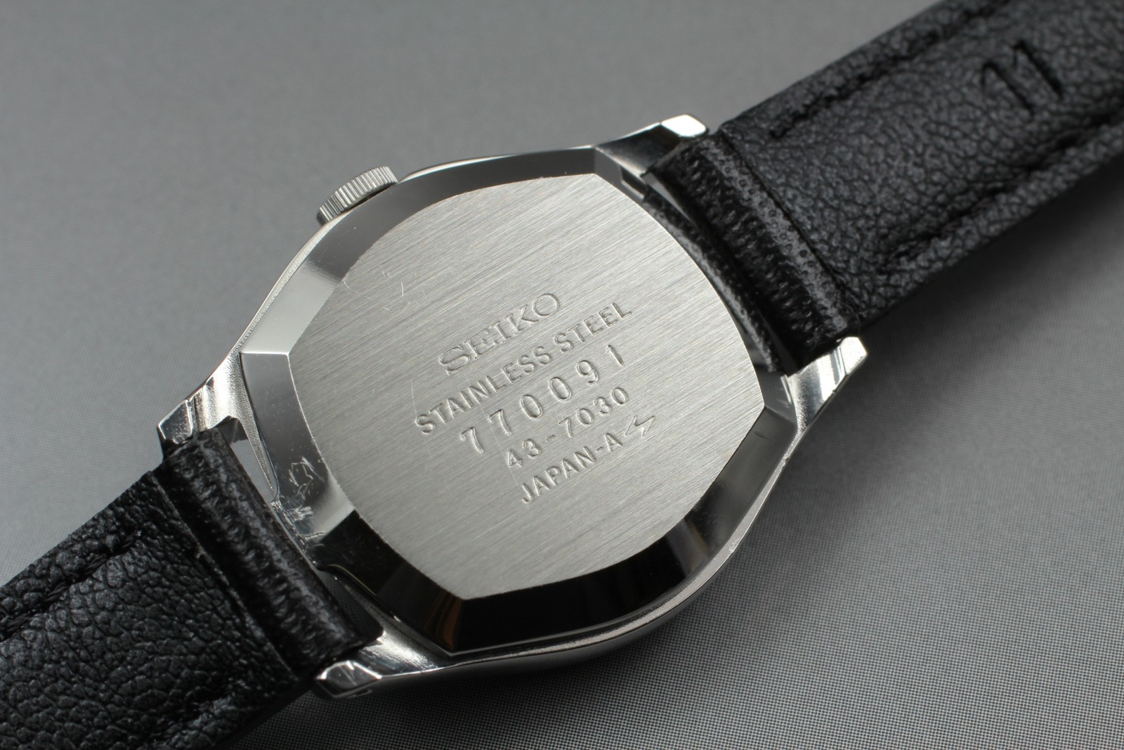 Vtg 1977 N MINT Seiko Belfina 43-7030 Quartz Oval Steel Womens Watch From JAPAN