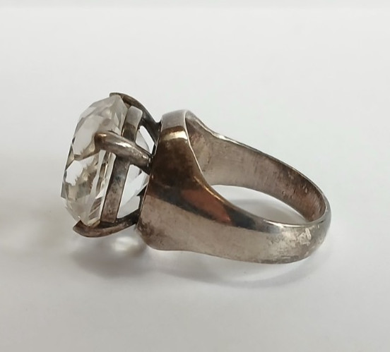 VINTAGE SWEDEN STERLING SILVER LARGE ROCK CRYSTAL RING SIZE 9