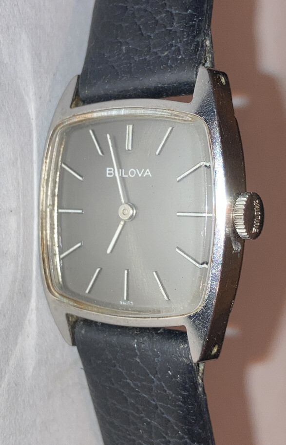 Vintage Bulova 6CL2 17 Jewels Ladies Women’s Watch Works