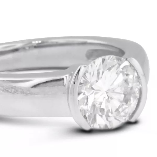 Solitaire Engagement Ring 14K Gold Classic Round 0.57 CT Lab-Grown Diamond E VS1
