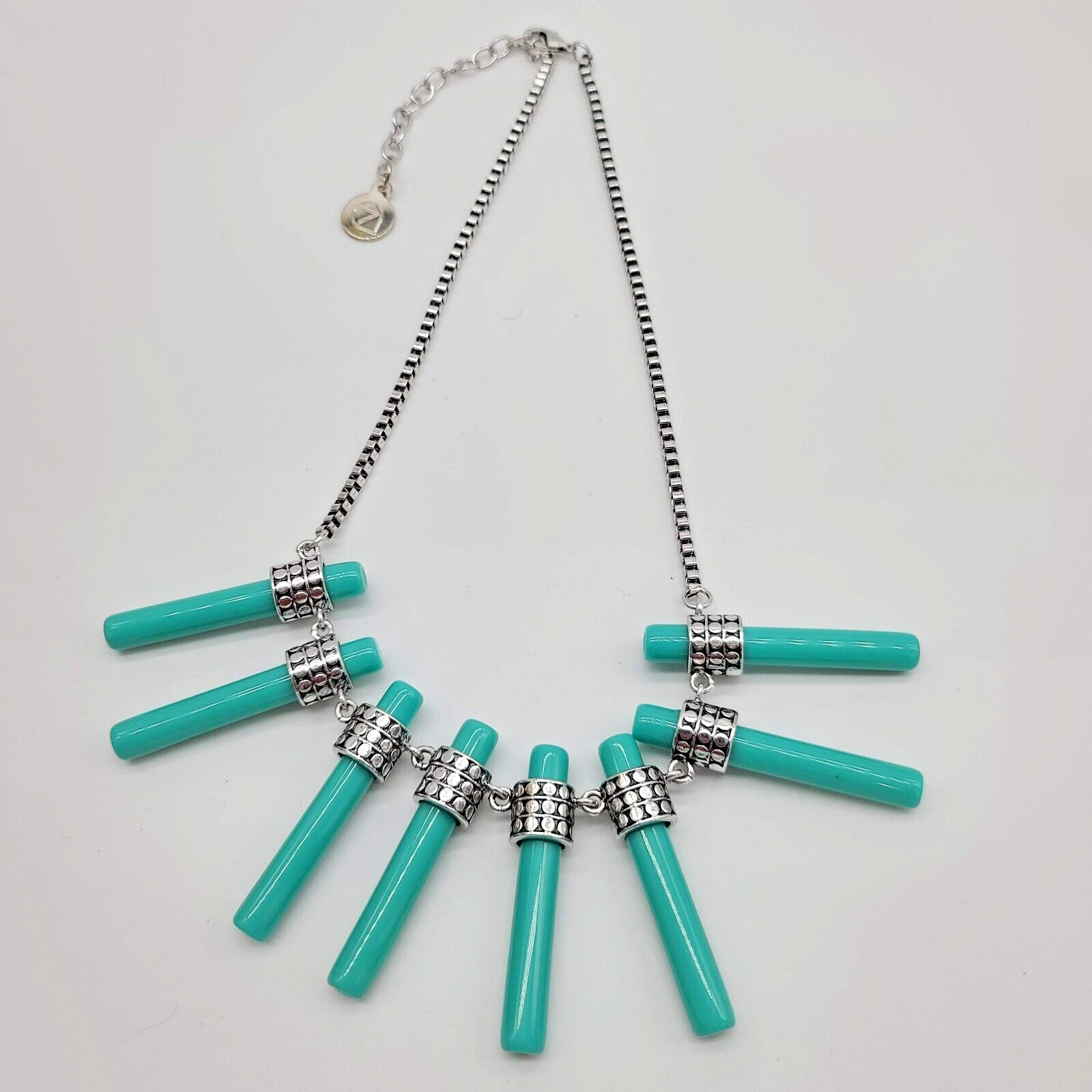 7 Charming Sisters”Nothing Compares”Silver Box Link & Turquoise Acrylic Necklace
