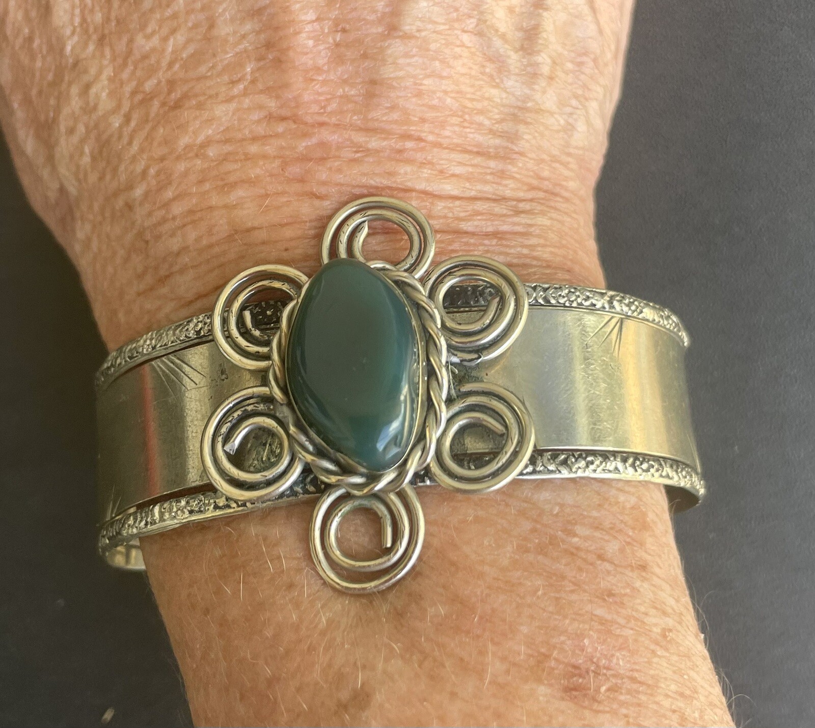 Peruvian Green Agate Semi-precious Stone Cuff Bangle Bracelet Alpaca Silver