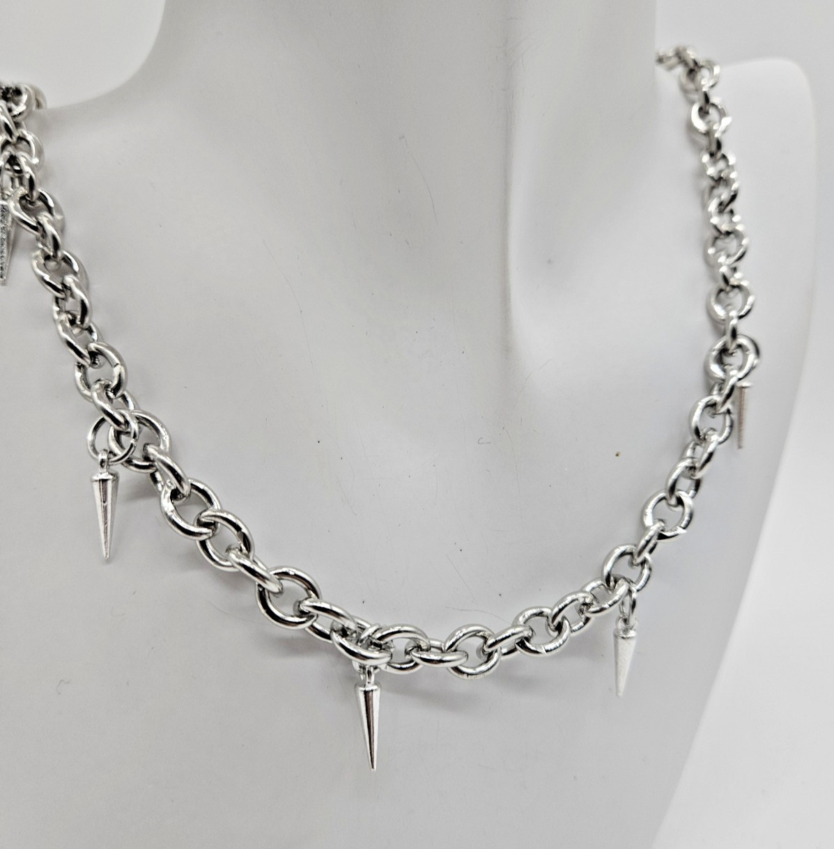 Stainless Steel Punk Stud Thorns Pendant Chain Necklace Fashion Jewelr 13-1