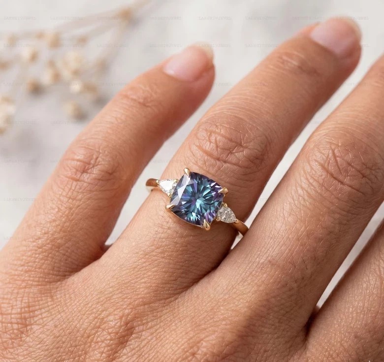 2Ct Cushion Lab Created Alexandrite Diamond Womens Ring 14K Yellow Gold Plated