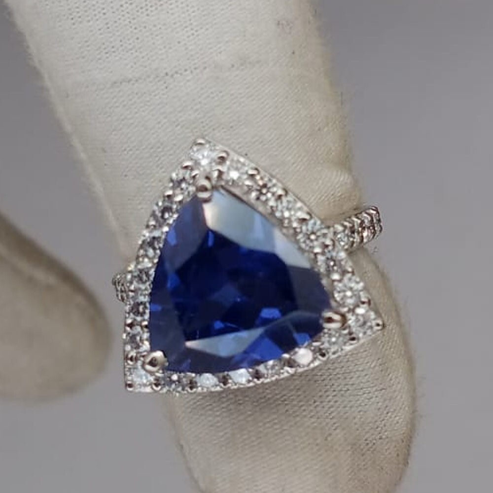 6.80Crt Trillion Cut Natural Tanzanite & Diamond 100% 14k SOLID White Gold Ring