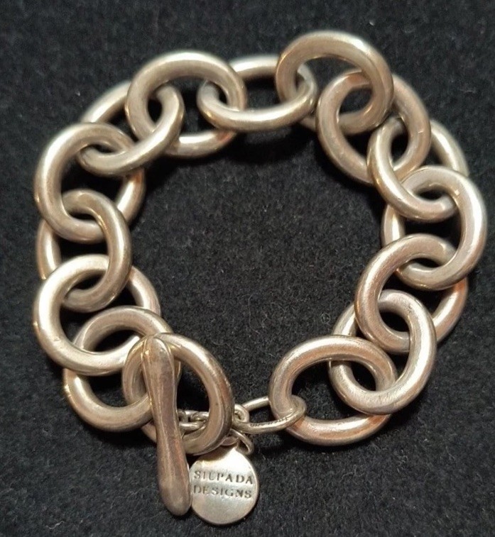 Silpada Sterling 925 Silver Oval Link Toggle Bracelet 8 in Now 200
