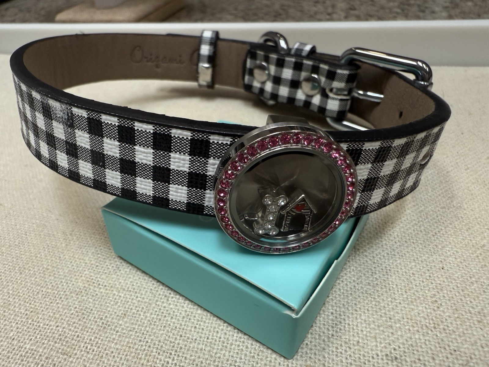 Origami Owl Dog Collar with Locket and Charms SEE NOTE in Description