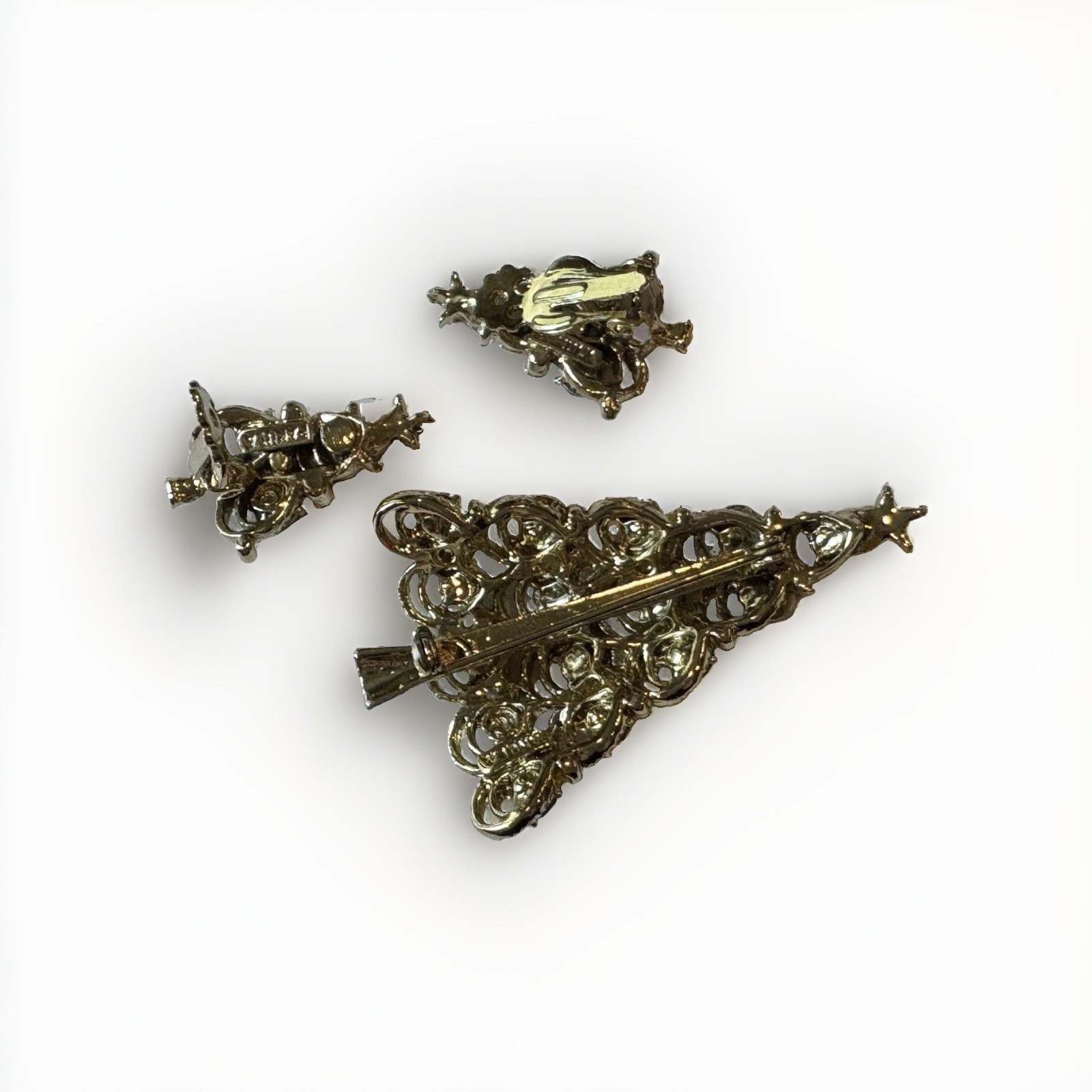 VTG Pakula Signed Christmas Tree Brooch Pin & Clip Earrings Set Red Green