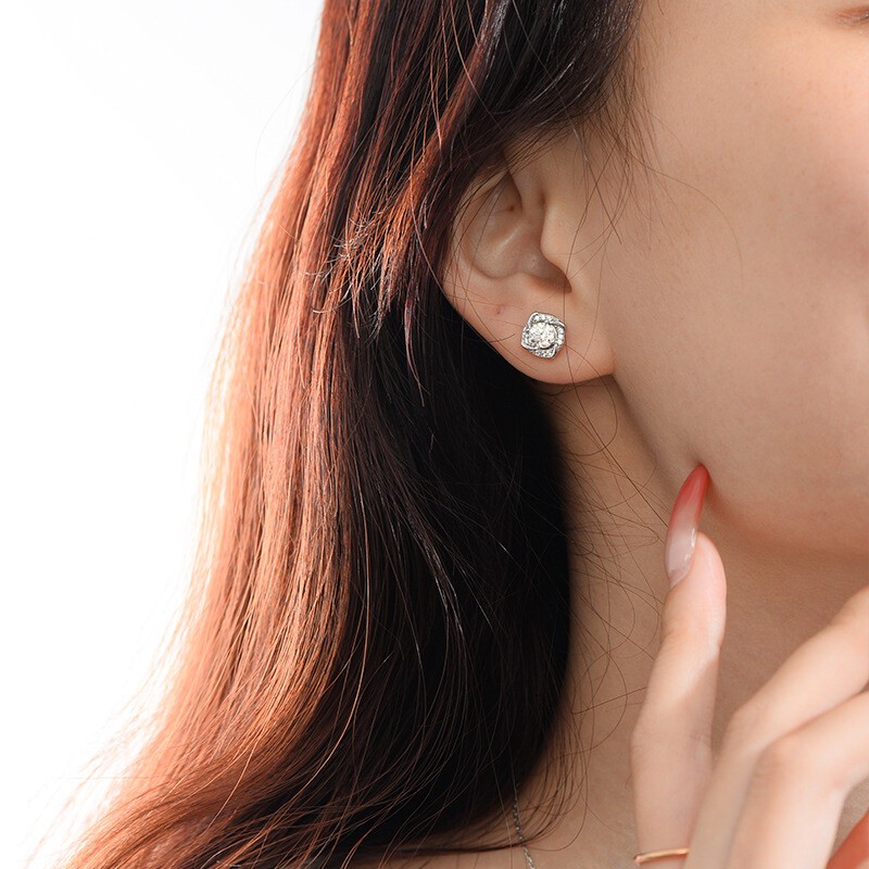 1CT 2CT D Color Moissnaite Stud Earrings Women 925 Sterling Silver Pass Tester