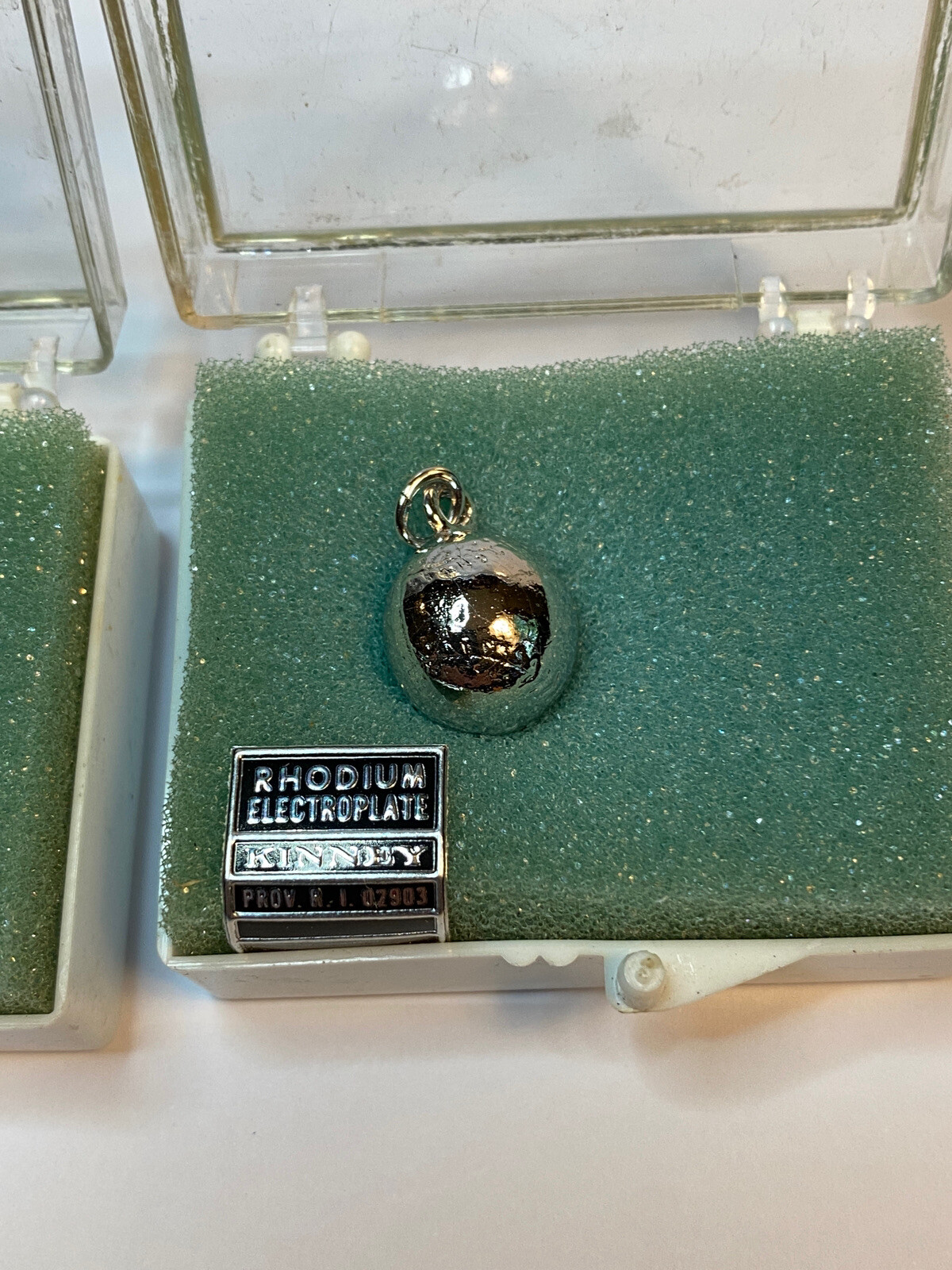 Lot of 4 Kinney Rhodium and 24k Gold Electroplate Balls Charms