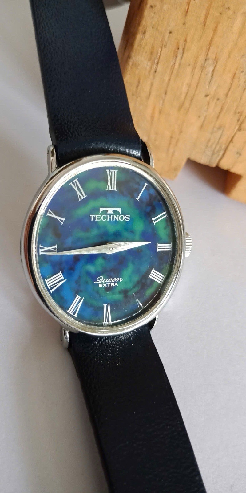 LAPIS Stone Dial_Technos 17j QUEEN Extra For Ladies, manual winding!