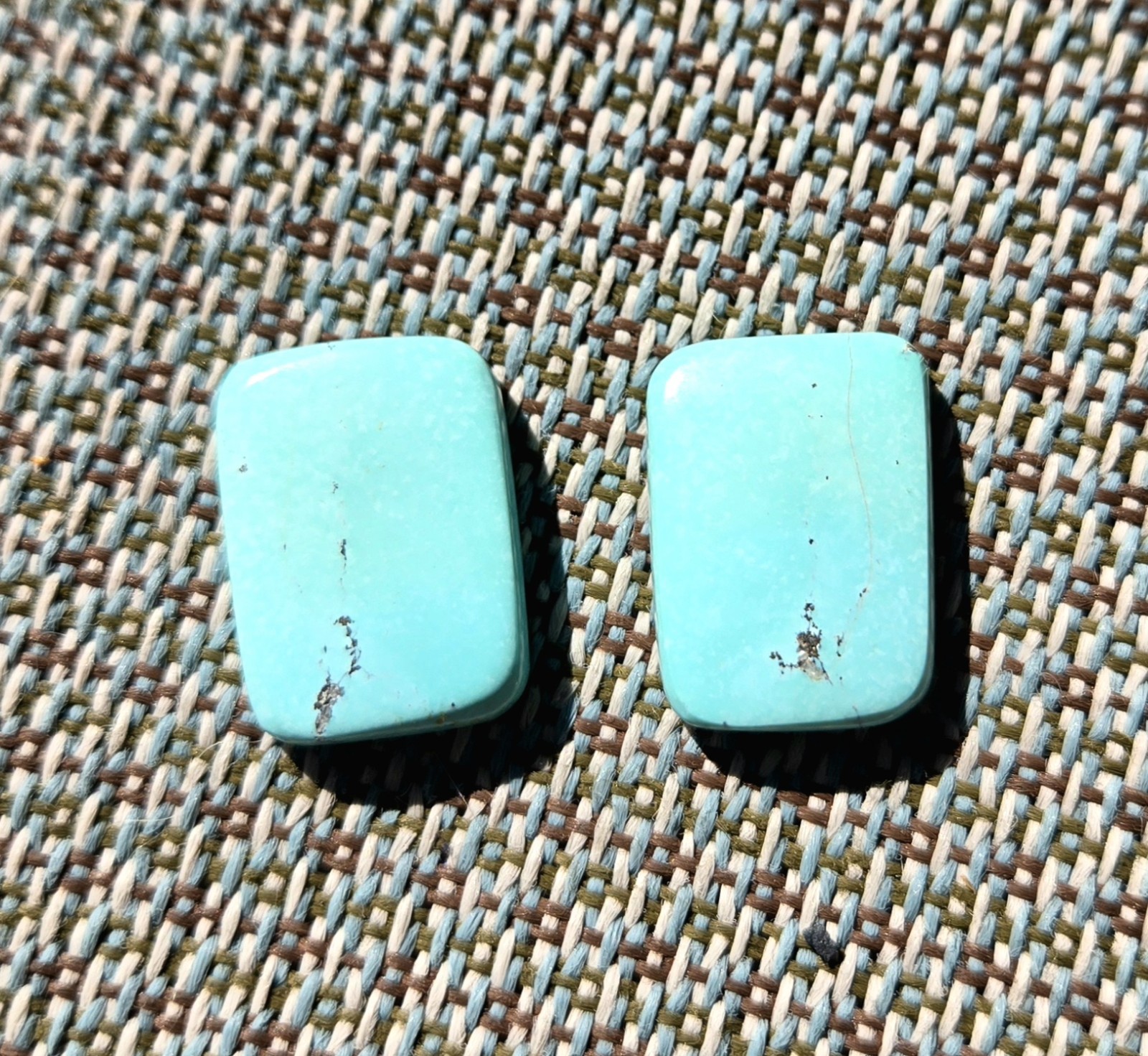 2 MATCHING CALIBRATED RECTANGLE TURQUOISE CABOCHONS 20 CARATS T152