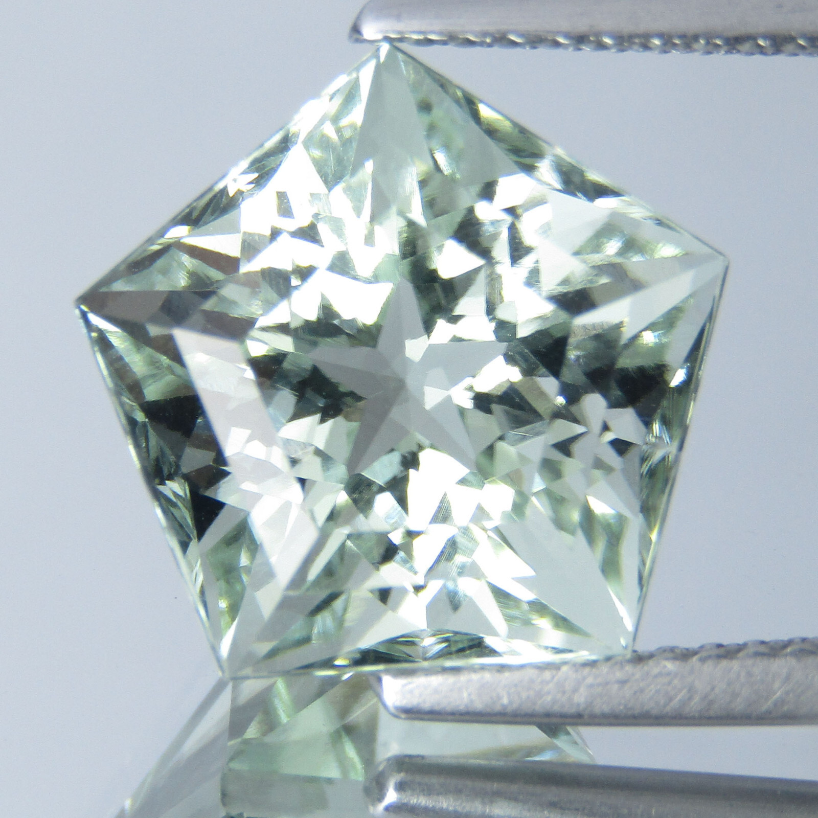 6.88Cts Nice Natural Green Amethyst (Prasiolite) 12.2mm Fancy Pentagon Cut Gem