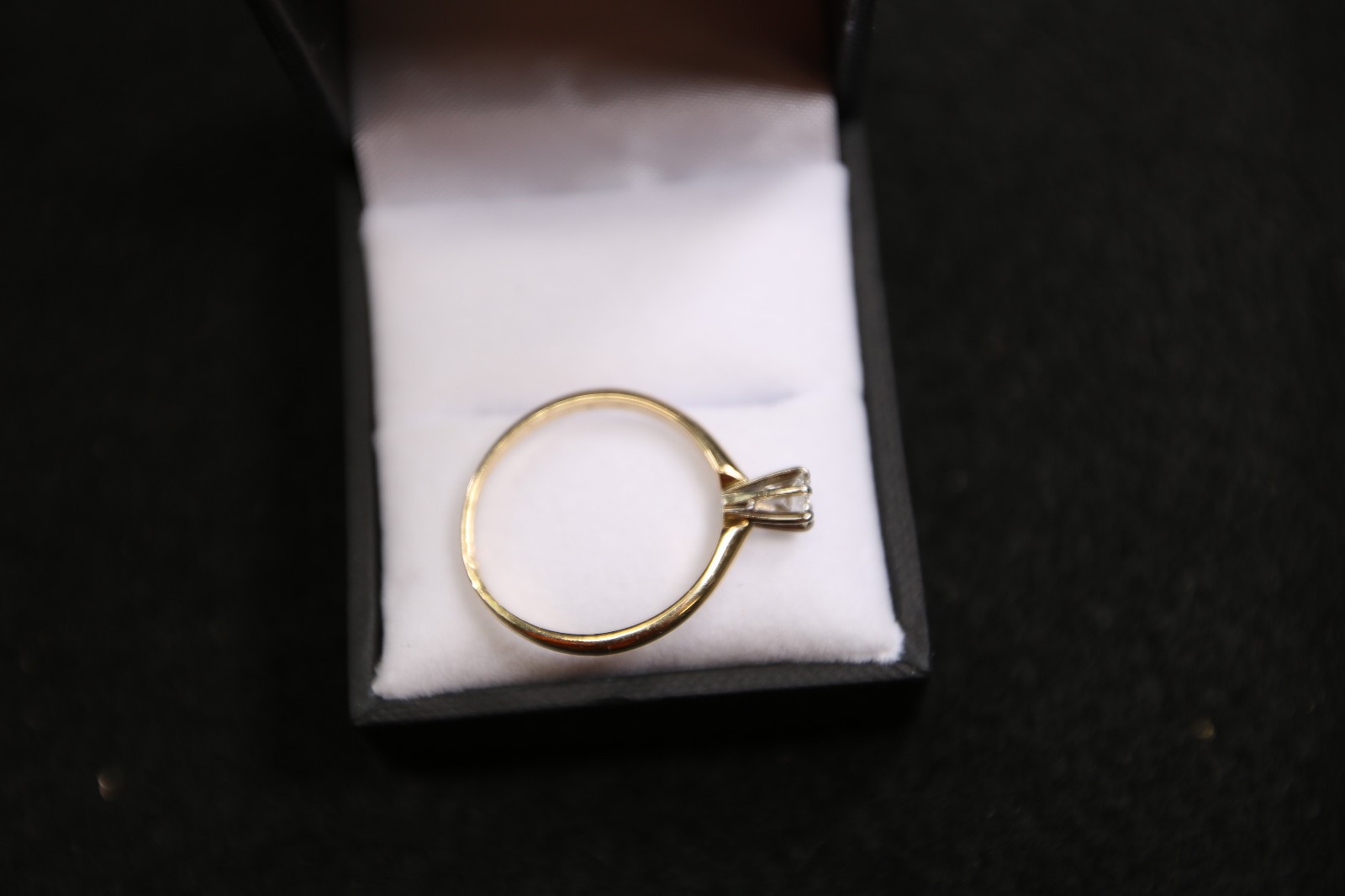 CF Engagemnet Diamond Ring .20 Carat 14K Yellow Gold 2.4 Grams .20 TCW Sz 9 F/S