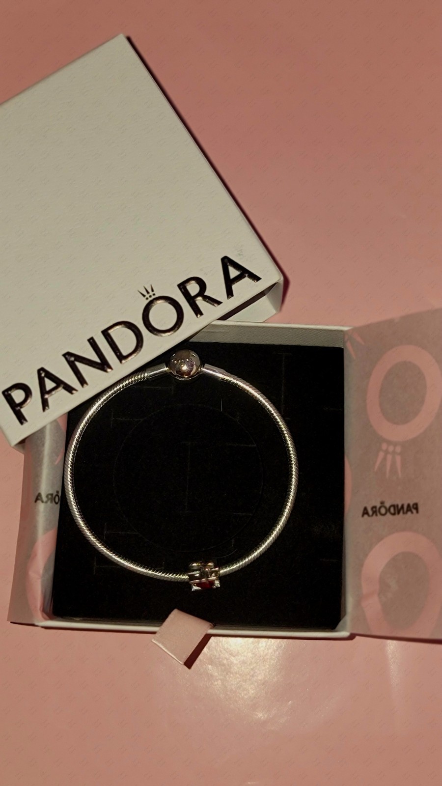 Authentic Pandora Moments 7.9″ (20cm) Bracelet & Sparkling Gift Box Charm w/Box