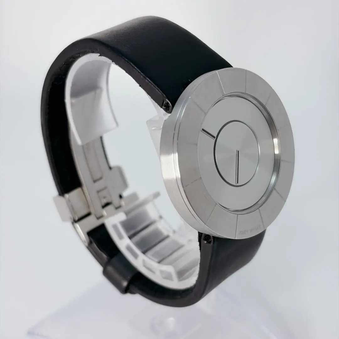 ISSEY MIYAKE TO VJ20-0010 Tokujin Yoshioka Silver Black Quartz Watch Box Papers
