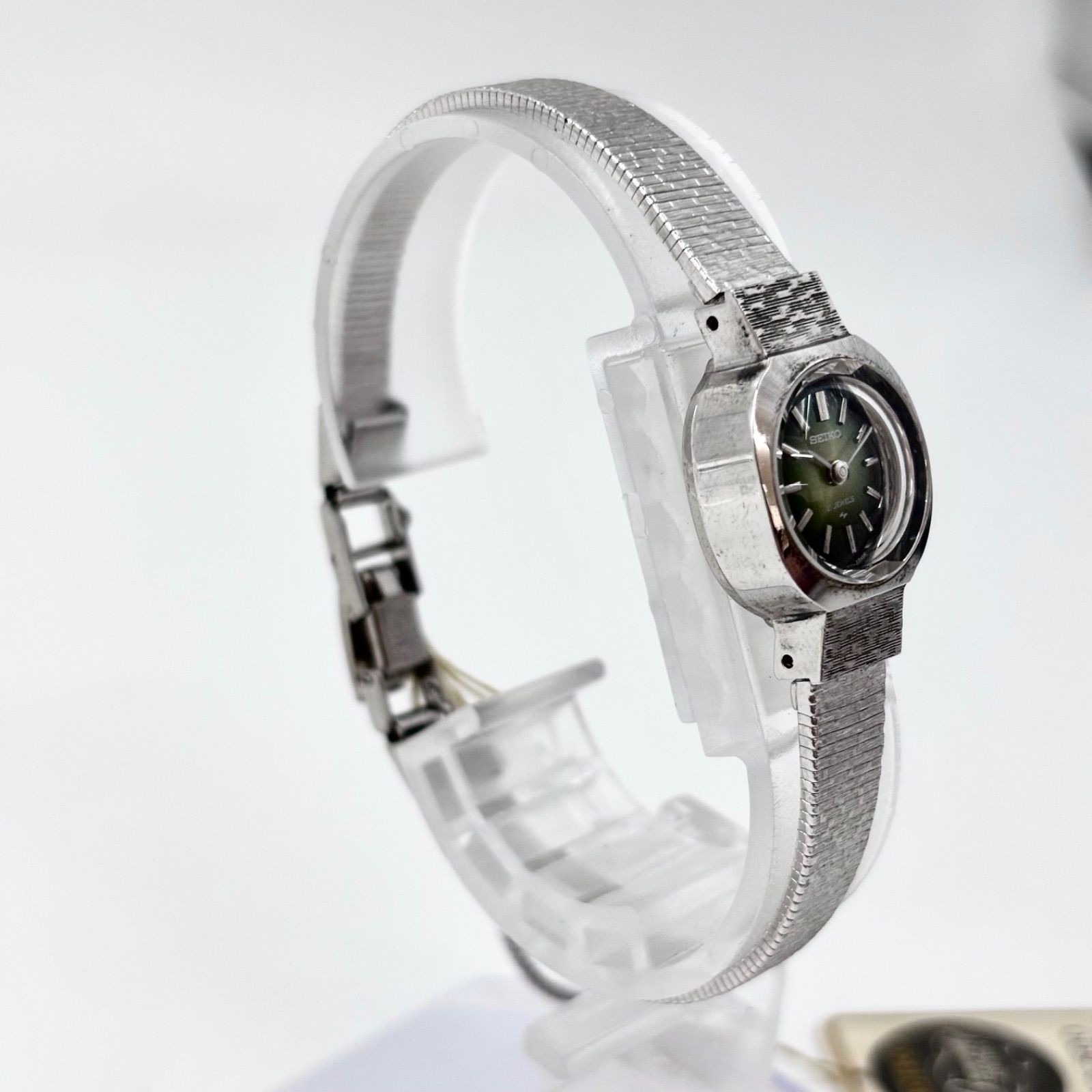 Working Dead SEIKO wristwatch hand wound green gradient dial 21 jewels made by S