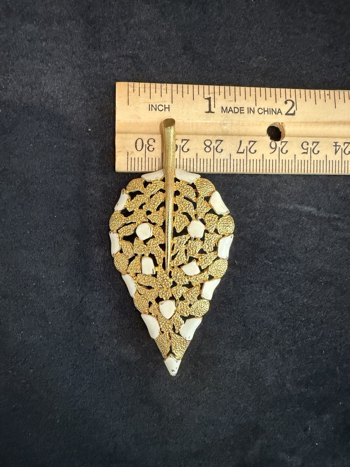 Gold White-Frost Enamel Brooch Leaf Pin Gold Tone Filigree Vintage 1960s