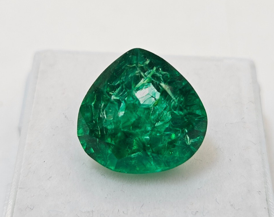 Emerald Natural 8-9 Ct Pear Cut Green Colour EGL Certified Loose Gemstone KH1028