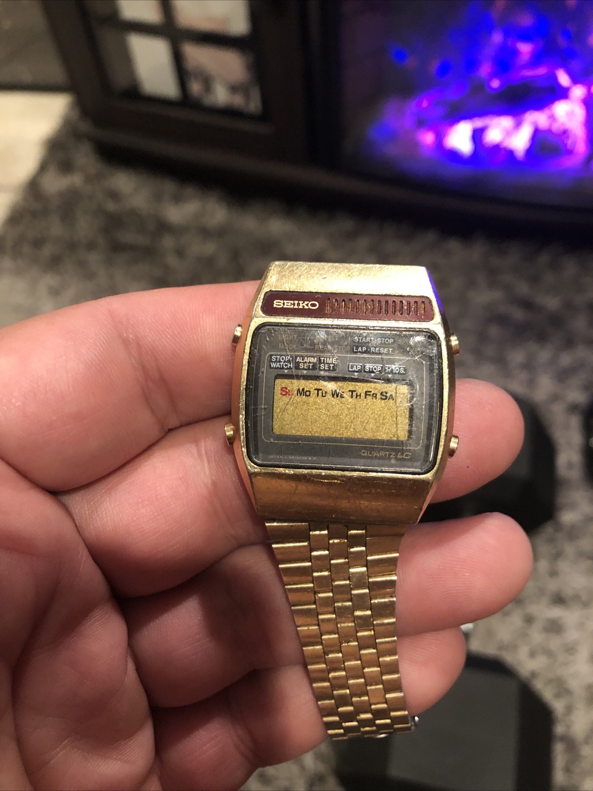 Vintage Seiko Quartz LC A159-5009-G Not Working AS-IS 1978