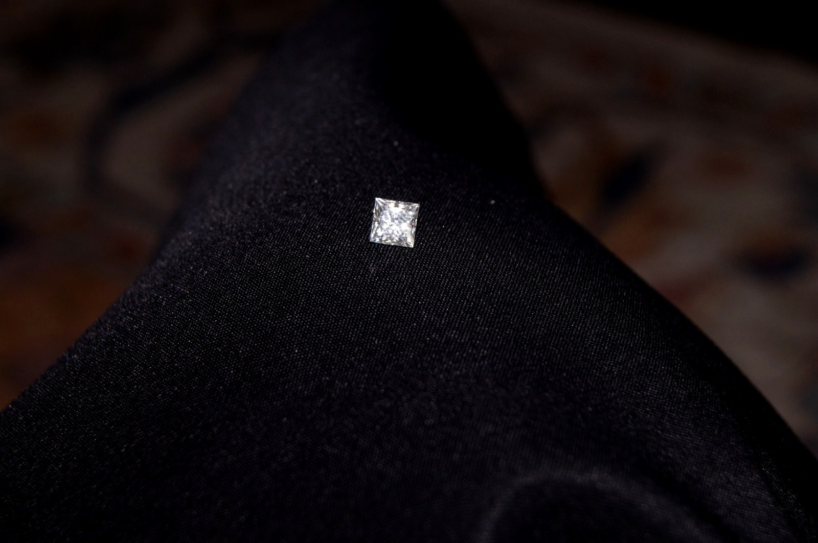 1.04ct Lab-Created Diamond Princess Cut D VVS1 IGI Certified HPHT