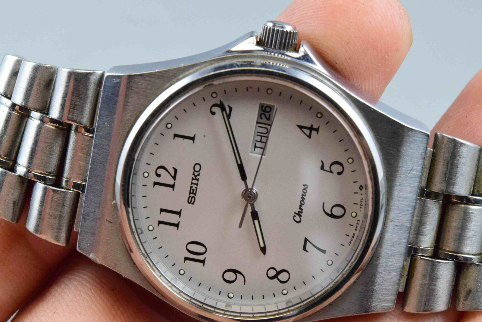 Vintage watch Seiko Chronos 5H23-7D20 White Men Quartz Round 37mm