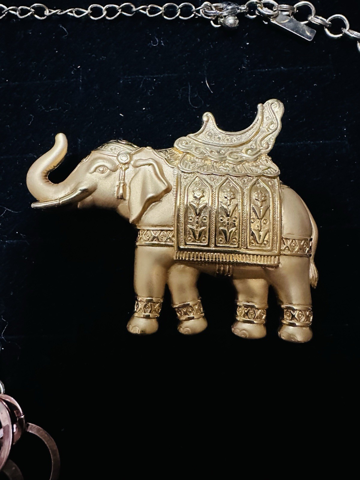 Vintage Asia Elephant Lot Of 4 Costume Jewelry 2 Signed